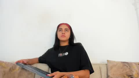 Snapshot of natalia_aguirre chatting on 10.14.25 Naty online show from 10.14.25