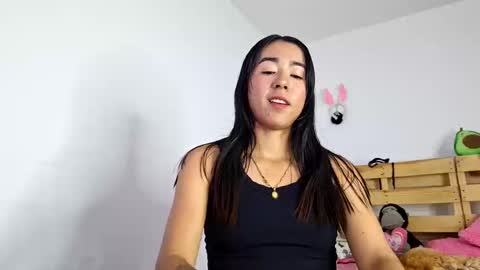 Snapshot of nataliaa05 chatting on 09.17.25 Nati online show from 09.17.25