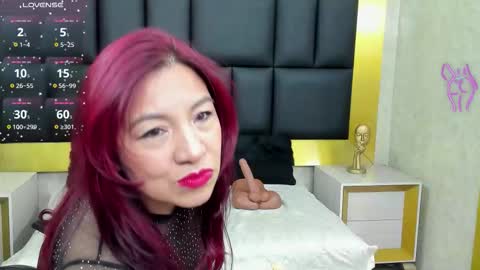 Natalia  online show from 11.23.25