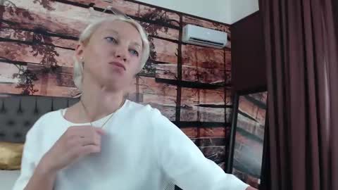 Natalie online show from 09.11.25