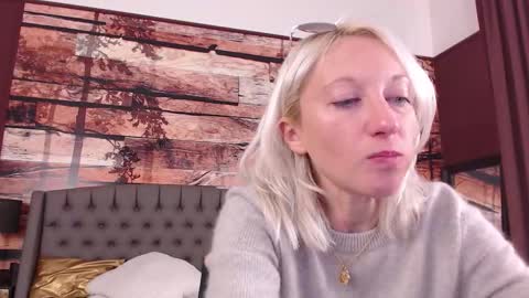 Natalie online show from 10.19.25