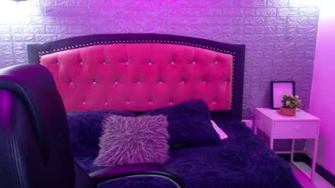 natalie  online show from 10.22.25