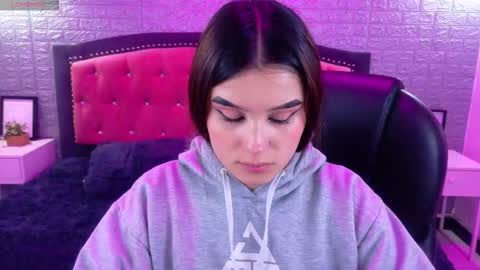 natalie  online show from 11.20.25