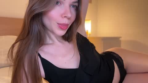 Snapshot of natalie_x chatting on 12.17.24 Im coming online show from 12.17.24