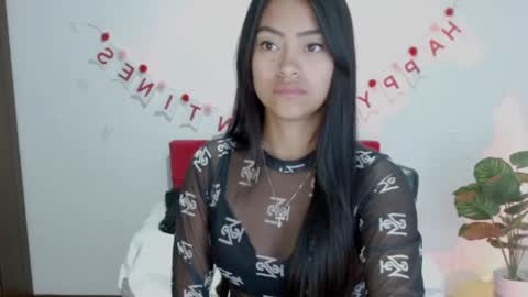 Snapshot of natalyescobar_lx chatting on 09.24.25 Nataly Escobar online show from 09.24.25