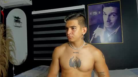 Snapshot of natan_77 chatting on 02.16.25 natan_77 online show from 02.16.25