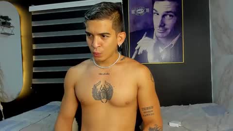 Snapshot of natan_77 chatting on 02.19.25 natan_77 online show from 02.19.25