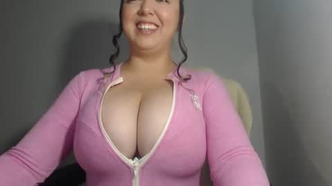 Snapshot of natasha9_ chatting on 09.14.25 NATTY online show from 09.14.25