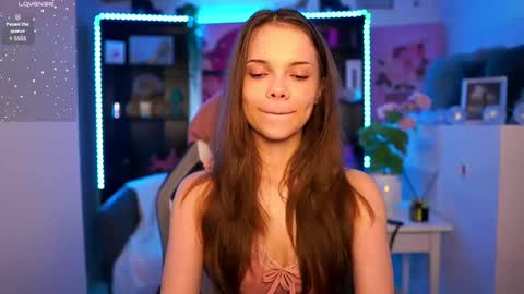 Snapshot of natasha__malkova chatting on 01.23.25 natasha__malkova online show from 01.23.25