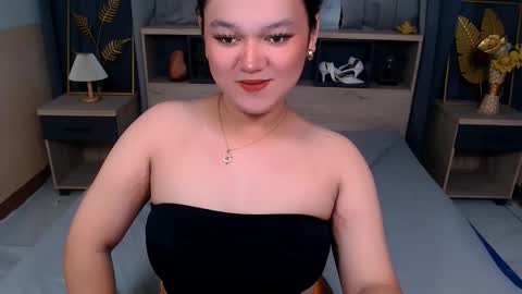 Snapshot of natasha_santiago5 chatting on 10.21.25 natasha_santiago5 online show from 10.21.25