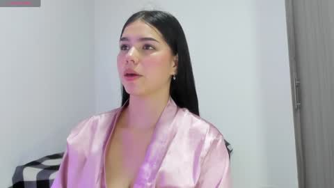 Snapshot of natasha_su chatting on 01.20.25 Natalia online show from 01.20.25