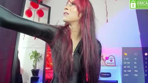 Snapshot of natashaanurak chatting on 02.17.25 Natasha Anurak online show from 02.17.25