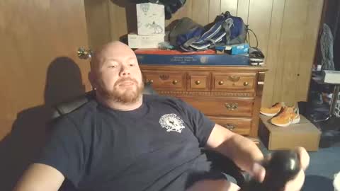 Snapshot of nate_b99 chatting on 10.14.25 Nate online show from 10.14.25