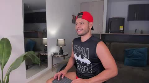 Snapshot of nate_ocean chatting on 01.22.25 Nate Ocean online show from 01.22.25