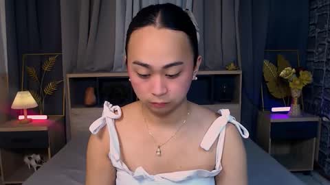 Snapshot of nathalyastone chatting on 09.23.25 SWEET NATHALYA online show from 09.23.25