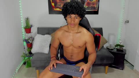 Snapshot of nathan_sexy247 chatting on 02.01.25 Nathan online show from 02.01.25