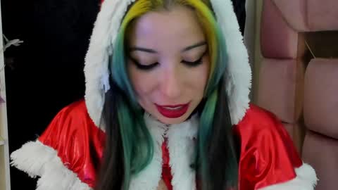 Snapshot of natsuki_09 chatting on 12.27.24 Nat online show from 12.27.24