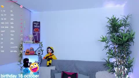 Snapshot of natty_romanof_1 chatting on 10.15.25 natty online show from 10.15.25