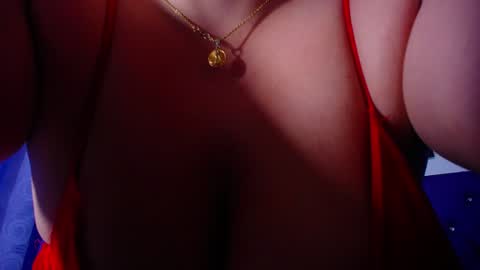 Snapshot of naturalboobs1 chatting on 02.04.25 Annie online show from 02.04.25