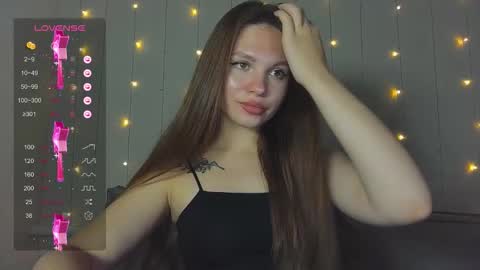 Snapshot of nature_starlight chatting on 10.02.25 Eva online show from 10.02.25