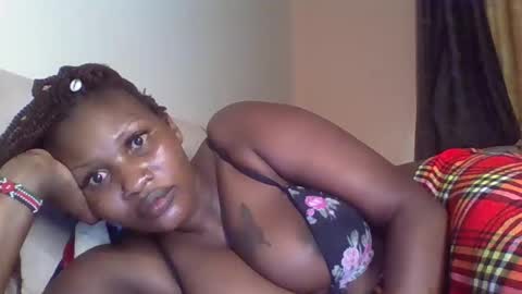 Snapshot of naughty8779 chatting on 10.17.25 naughty8779 online show from 10.17.25