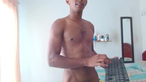 Snapshot of naughty_ares chatting on 09.19.25 naughty_ares online show from 09.19.25