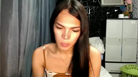 Snapshot of naughty_princess24 chatting on 11.09.25 Ariela online show from 11.09.25