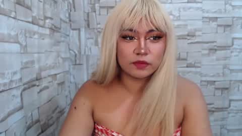 Snapshot of naughty_ursula21xxx chatting on 01.17.25 naughty_ursula21xxx online show from 01.17.25