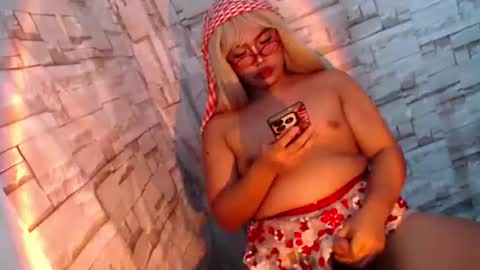Snapshot of naughty_ursula21xxx chatting on 01.23.25 naughty_ursula21xxx online show from 01.23.25