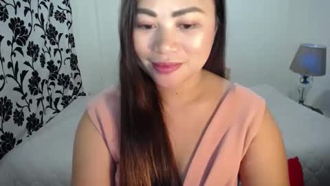 Snapshot of naughtyandsweetx chatting on 01.20.25 May online show from 01.20.25