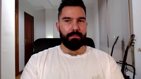 Tom online show from 10.20.25