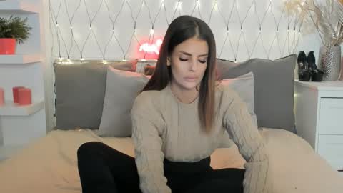 Snapshot of naughtycasssy chatting on 01.17.25 Cassy online show from 01.17.25