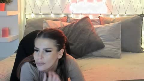 Snapshot of naughtycasssy chatting on 02.16.25 Cassy online show from 02.16.25