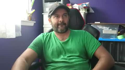 Snapshot of naughtydesicock chatting on 01.11.25 sakhtlaundaz online show from 01.11.25