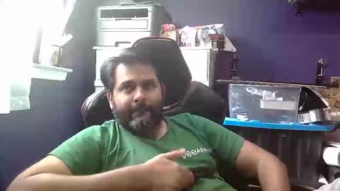 Snapshot of naughtydesicock chatting on 01.24.25 sakhtlaundaz online show from 01.24.25