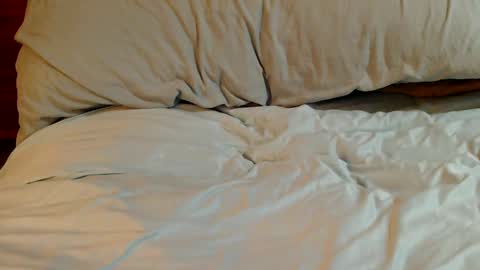 Snapshot of naughtyfucker4u269 chatting on 12.26.24 INDY online show from 12.26.24