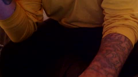 Snapshot of naughtyfucker4u269 chatting on 01.12.25 INDY online show from 01.12.25