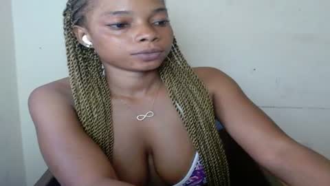 Snapshot of naughtyxcuntx chatting on 03.07.25 naughtyxcuntx online show from 03.07.25