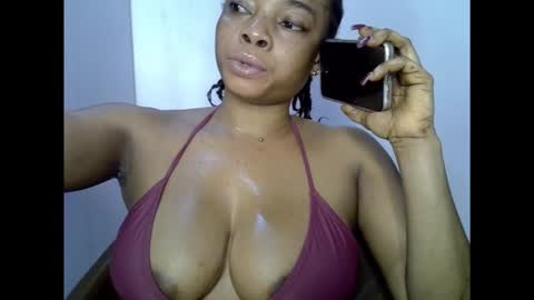 Snapshot of naughtyxcuntx chatting on 09.12.25 naughtyxcuntx online show from 09.12.25