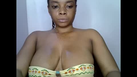 Snapshot of naughtyxcuntx chatting on 09.18.25 naughtyxcuntx online show from 09.18.25