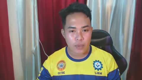 Snapshot of nauhty_kirkxxx chatting on 10.30.25 loverskirk online show from 10.30.25