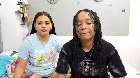 Snapshot of nay_and_aleja chatting on 10.14.25 nay_and_aleja online show from 10.14.25