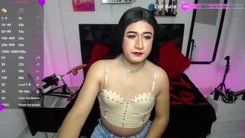 Snapshot of nayleah chatting on 10.01.25 nayleah online show from 10.01.25