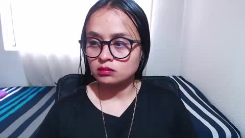 Snapshot of negrita_25 chatting on 09.25.25 Zoe online show from 09.25.25