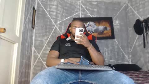 Snapshot of negritomeloso_k18 chatting on 11.04.25 negritomeloso_k18 online show from 11.04.25