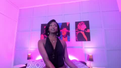 Snapshot of nehandaclarck_ chatting on 03.12.25  Nehanda online show from 03.12.25