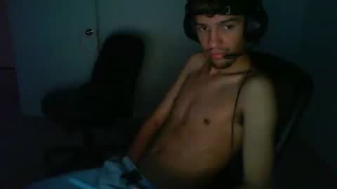 Snapshot of nekotano chatting on 11.04.25 Buck online show from 11.04.25