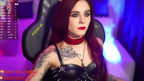 Snapshot of nelle_ chatting on 09.20.25    online show from 09.20.25