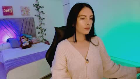 Snapshot of neo_sarah chatting on 09.20.25 neo_sarah online show from 09.20.25