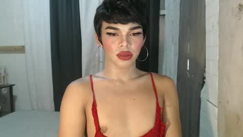 neomi online show from 11.11.25